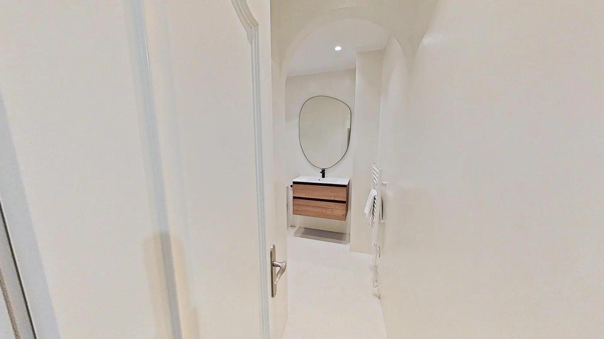 Always Easy I Escolta Real Apartment San Sebastian Spain